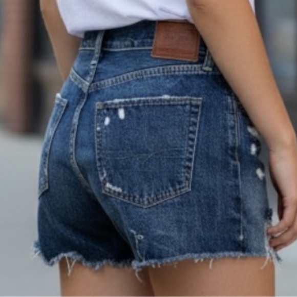 Polo by Ralph Lauren Dungarees Crosby Cutoff Destroyed Denim SZ 28 Med Wash - Picture 2 of 14